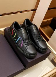 Picture of Valentino Shoes Men _SKUfw100123871fw